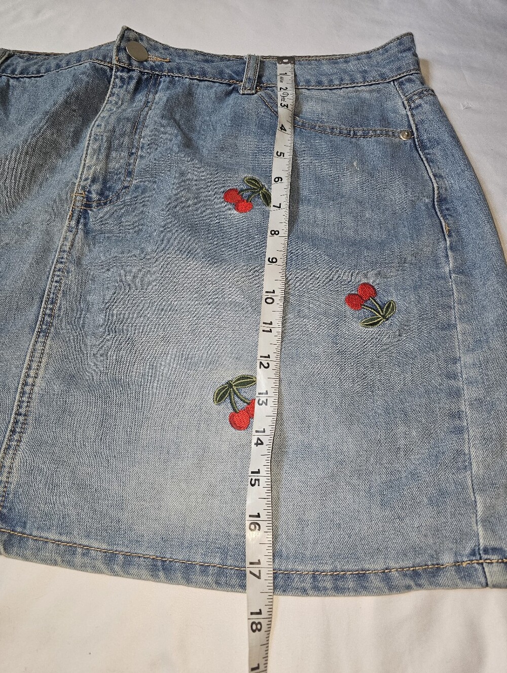 Forever 21+ 2X Cherry Embroidered Denim Mini Skirt Light Wash 🍒 - Picture 7 of 10